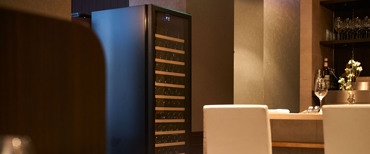 酒販店チェーンの独自開発で優れたコストパフォーマンスと 豊富なバリエーションを実現。