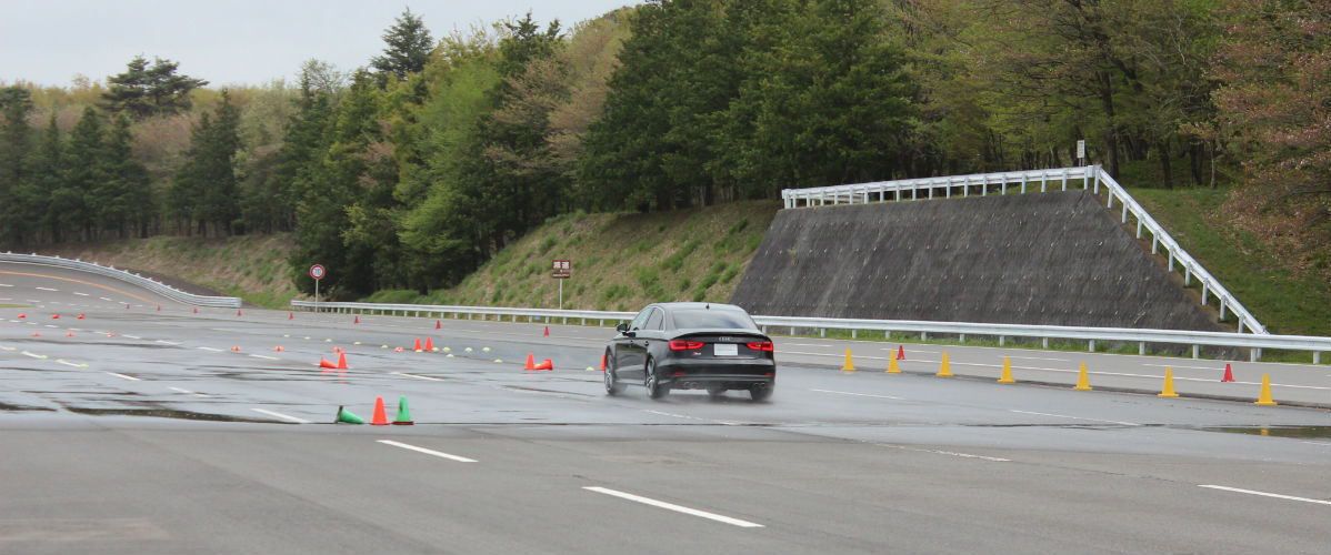 大人の“教習所”「Audi driving experience」はいかが？