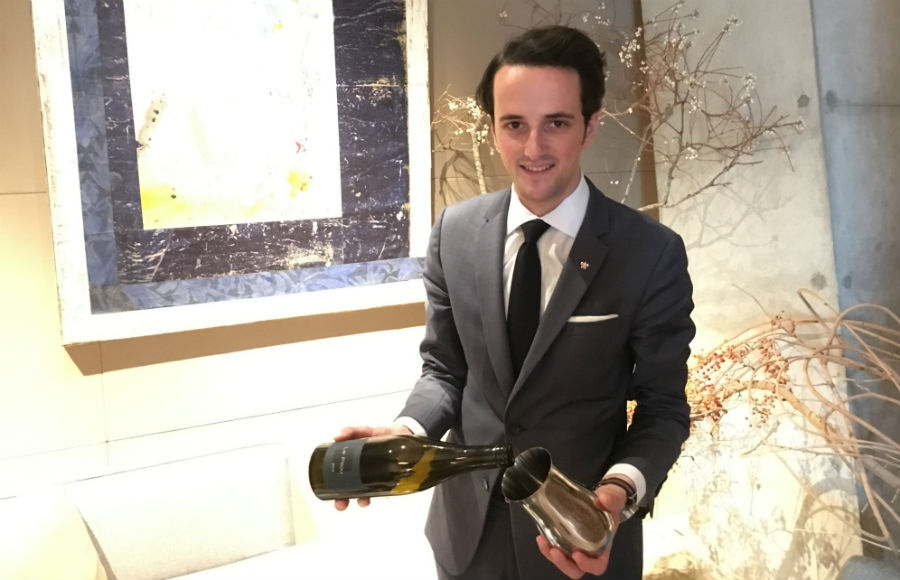 ステンレス製デキャンタ「Birdy デキャンタ」をフランス人ソムリエはどう見る？