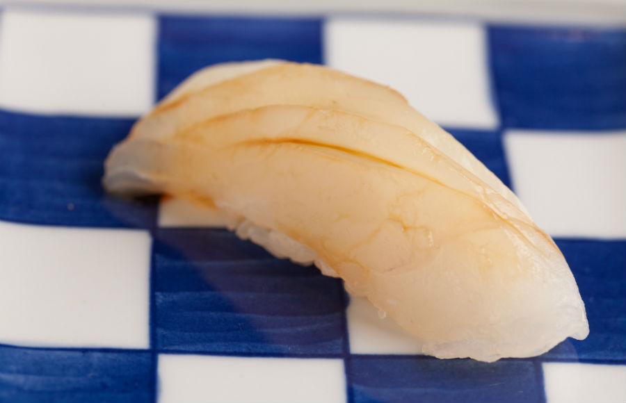 ジャカール ブリュット・モザイク白 ×「鮨屋 小野」