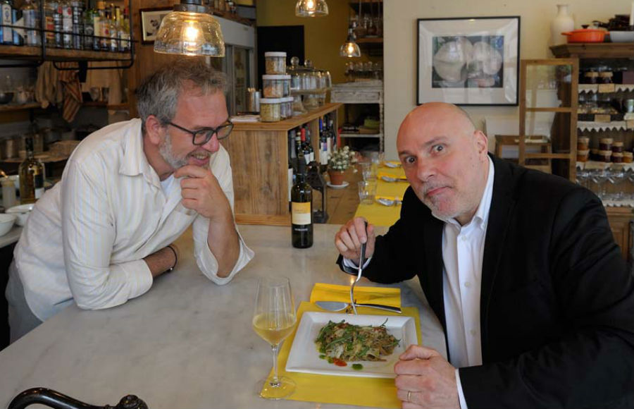 在日イタリアンが通う東京おいしいイタリアンその2 　マンマ ルイザズ テーブル