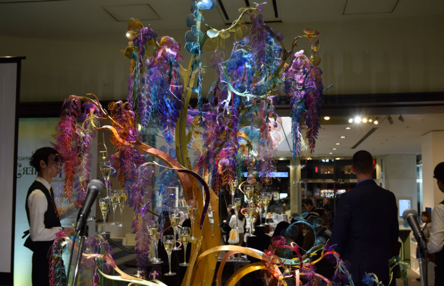 ペリエ ジュエとベサン・ローラ・ウッドのコラボ作品「ハイパーネイチャー」とは?