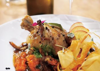 絶景テラスとダイニングでワインが美味になる