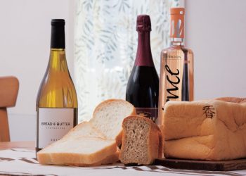 ワインでパン飲み！