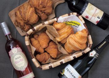 ワインでパン飲み！