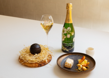 「ペリエ ジュエ ベル エポック 2013」をグラスでも