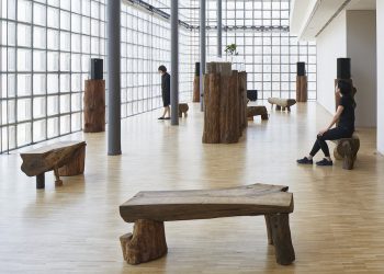 マチュウ・コプランによる展覧会「エキシビジョン・カッティングス」