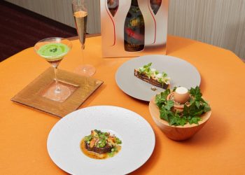 「メゾン マム」がフレンチレストラン「モノリス」のコラボレーション