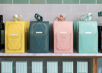 リナストアズがオリジナルのビスケットやパネトーネを発売