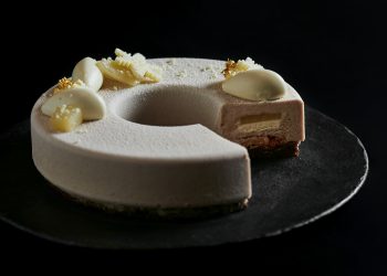 TRUNK(HOTEL) のクリスマスケーキ試食会へ！