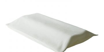 首のウェーブを整える枕「ブレインスリープピロー NEW WAVE」